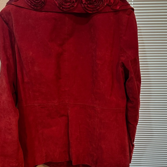 Pamela McCoy Couture beautiful suede jacket. - Picture 4 of 11